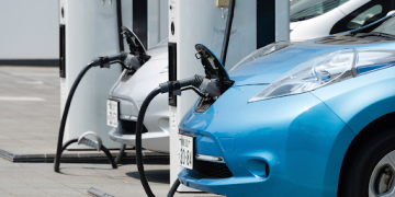 Xe điện, nhà thông minh và bài toán bảo vệ giá trị dài hạn