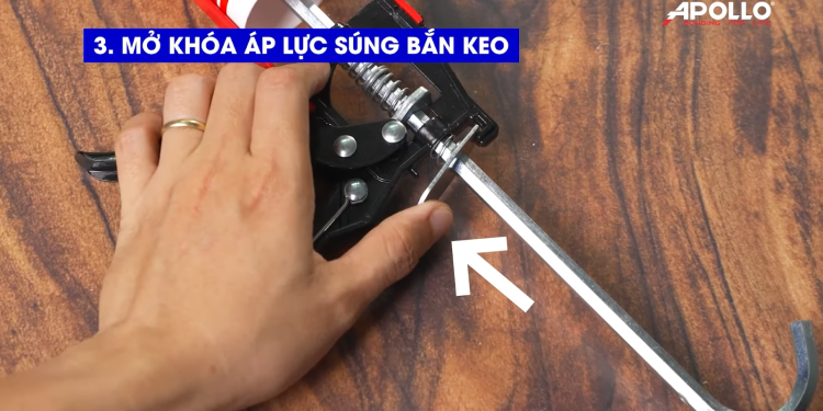 5 lưu ý thợ thi công cần nhớ để bắn keo silicone đẹp, tiết kiệm và hiệu quả